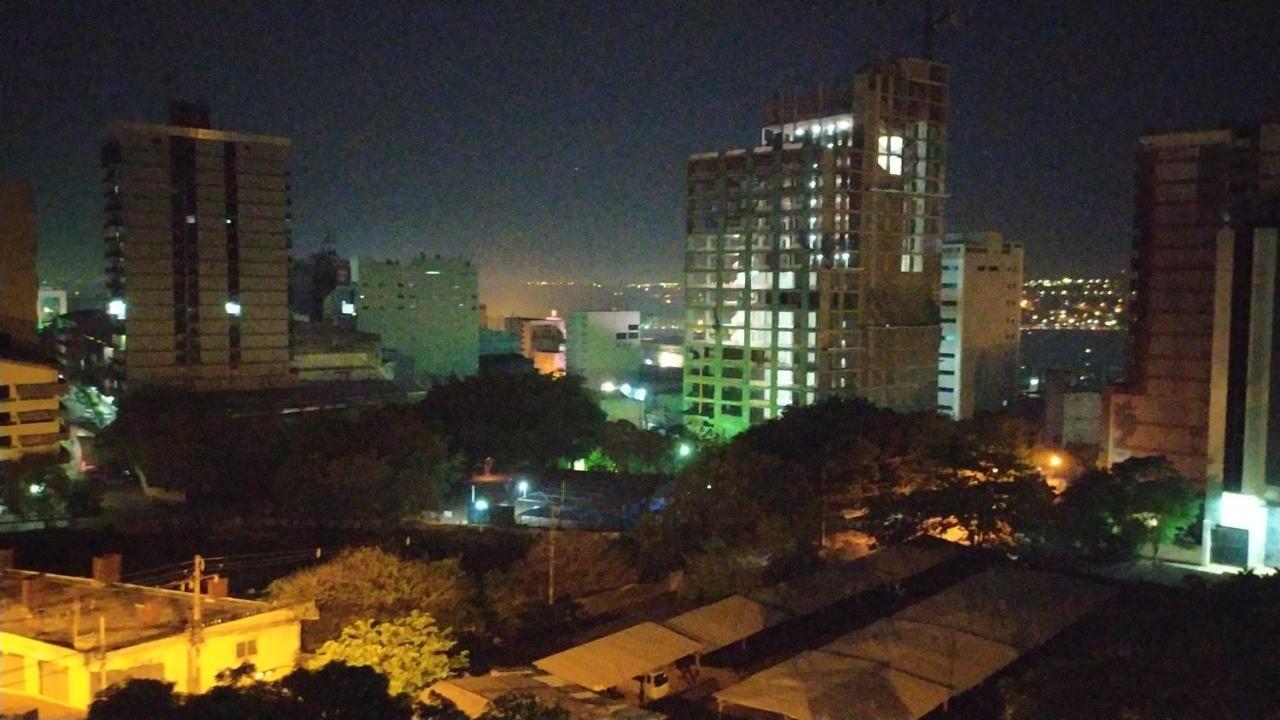 Moderno Y Amplio Apartamento Con Vista Fantastica En Pleno Centro Сьюдад-дель-Эсте Экстерьер фото